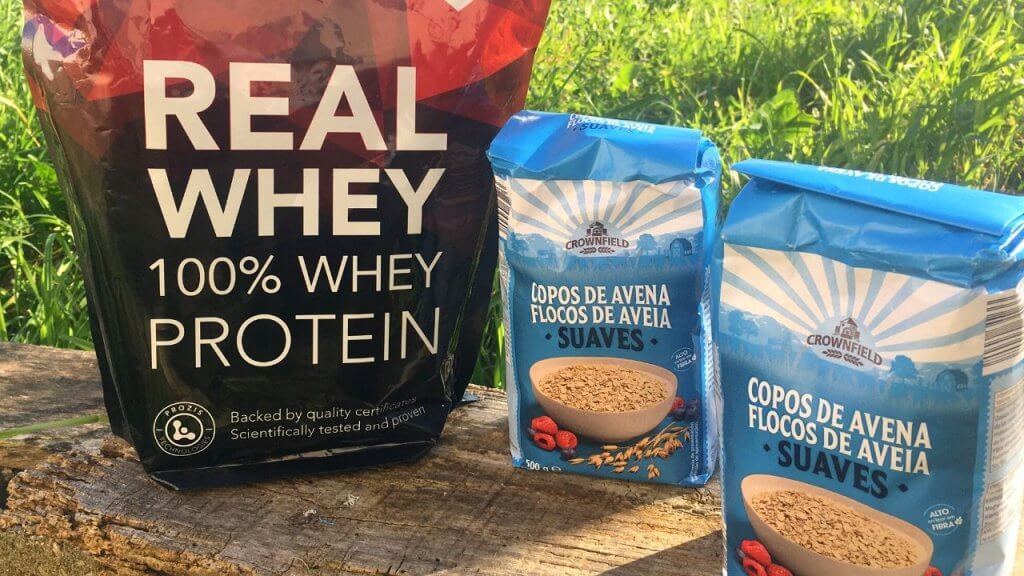 ideias para um pequeno-almoço rico em proteina oats